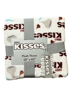 ✔️HERSHEY KISS Plush Throw 50 x 60